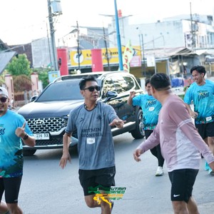 Race photo from VIBES AND STRENGTH CAMP ABR 2025