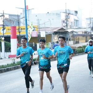 Race photo from VIBES AND STRENGTH CAMP ABR 2025