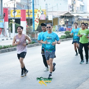Race photo from VIBES AND STRENGTH CAMP ABR 2025