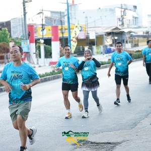 Race photo from VIBES AND STRENGTH CAMP ABR 2025