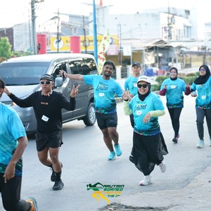 Race photo from VIBES AND STRENGTH CAMP ABR 2025