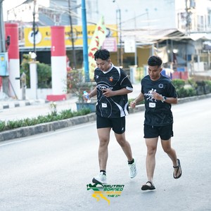 Race photo from VIBES AND STRENGTH CAMP ABR 2025