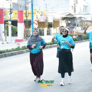 Race photo from VIBES AND STRENGTH CAMP ABR 2025