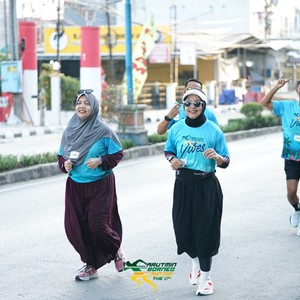 Race photo from VIBES AND STRENGTH CAMP ABR 2025