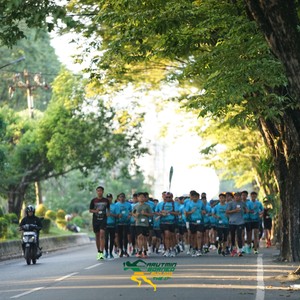 Race photo from VIBES AND STRENGTH CAMP ABR 2025