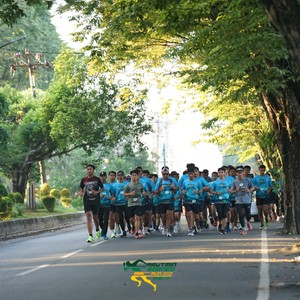 Race photo from VIBES AND STRENGTH CAMP ABR 2025