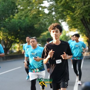 Race photo from VIBES AND STRENGTH CAMP ABR 2025