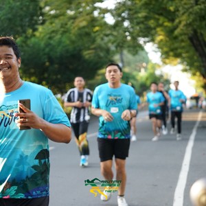 Race photo from VIBES AND STRENGTH CAMP ABR 2025