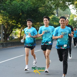 Race photo from VIBES AND STRENGTH CAMP ABR 2025