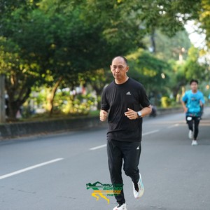 Race photo from VIBES AND STRENGTH CAMP ABR 2025