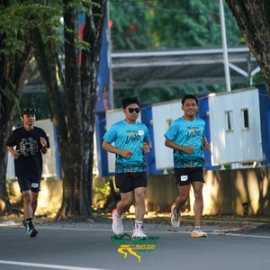 Race photo from VIBES AND STRENGTH CAMP ABR 2025