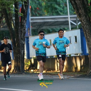 Race photo from VIBES AND STRENGTH CAMP ABR 2025