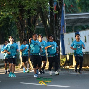 Race photo from VIBES AND STRENGTH CAMP ABR 2025