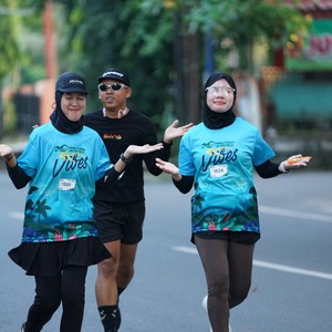 Race photo from VIBES AND STRENGTH CAMP ABR 2025