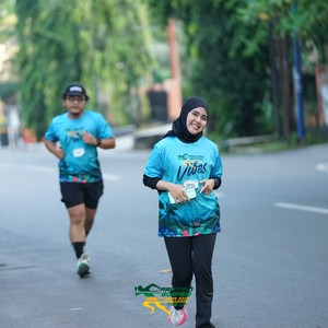 Race photo from VIBES AND STRENGTH CAMP ABR 2025