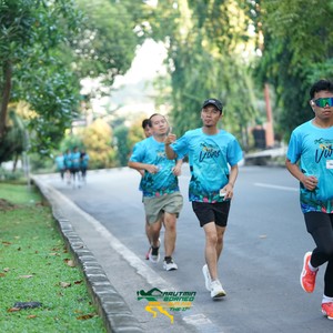 Race photo from VIBES AND STRENGTH CAMP ABR 2025