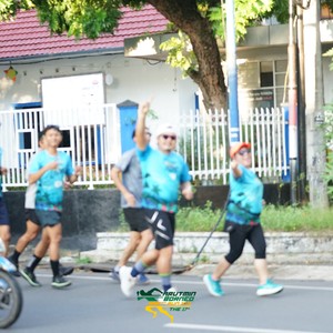Race photo from VIBES AND STRENGTH CAMP ABR 2025