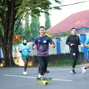 Race photo from VIBES AND STRENGTH CAMP ABR 2025