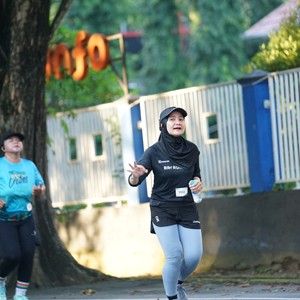 Race photo from VIBES AND STRENGTH CAMP ABR 2025