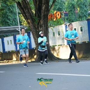 Race photo from VIBES AND STRENGTH CAMP ABR 2025