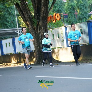 Race photo from VIBES AND STRENGTH CAMP ABR 2025