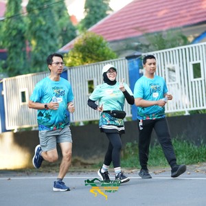 Race photo from VIBES AND STRENGTH CAMP ABR 2025