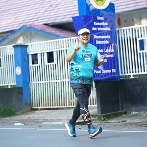 Race photo from VIBES AND STRENGTH CAMP ABR 2025