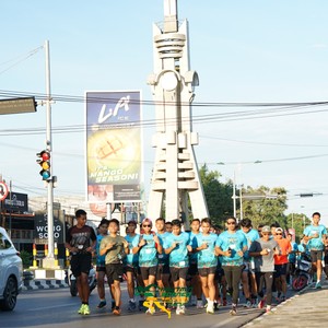 Race photo from VIBES AND STRENGTH CAMP ABR 2025