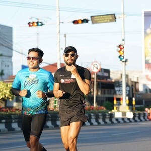 Race photo from VIBES AND STRENGTH CAMP ABR 2025