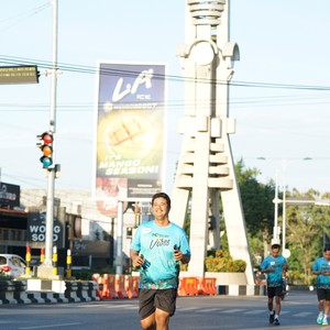 Race photo from VIBES AND STRENGTH CAMP ABR 2025