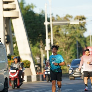 Race photo from VIBES AND STRENGTH CAMP ABR 2025