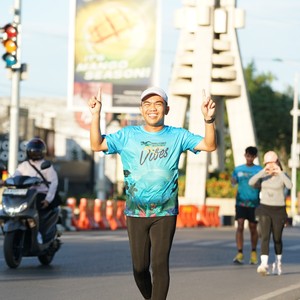 Race photo from VIBES AND STRENGTH CAMP ABR 2025