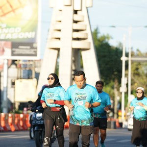 Race photo from VIBES AND STRENGTH CAMP ABR 2025