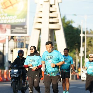 Race photo from VIBES AND STRENGTH CAMP ABR 2025