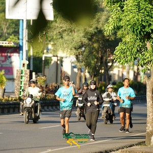 Race photo from VIBES AND STRENGTH CAMP ABR 2025