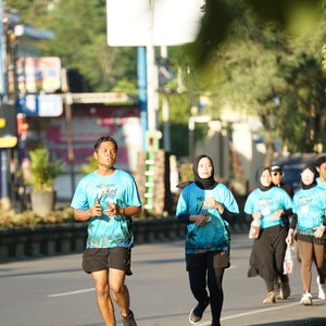 Race photo from VIBES AND STRENGTH CAMP ABR 2025