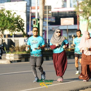 Race photo from VIBES AND STRENGTH CAMP ABR 2025
