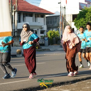 Race photo from VIBES AND STRENGTH CAMP ABR 2025
