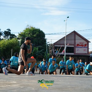 Race photo from VIBES AND STRENGTH CAMP ABR 2025