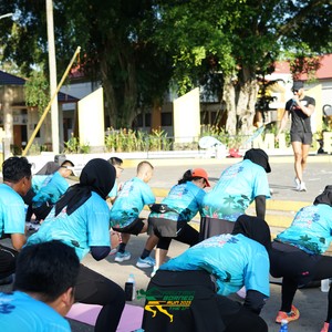 Race photo from VIBES AND STRENGTH CAMP ABR 2025