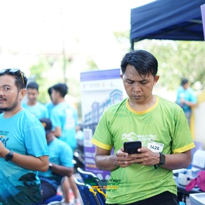 Race photo from VIBES AND STRENGTH CAMP ABR 2025