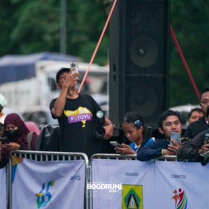 Race photo from BOGORUN 2026