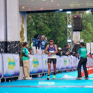 Race photo from BOGORUN 2026