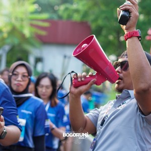 Race photo from BOGORUN 2026