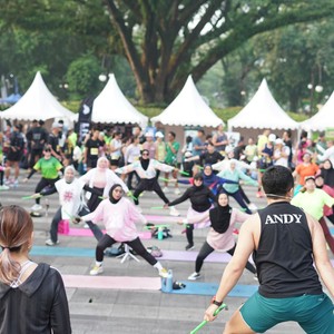 Race photo from Yumaju Berlebarun Besama ASICS
