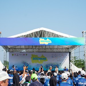 Race photo from BOGORUN 2026