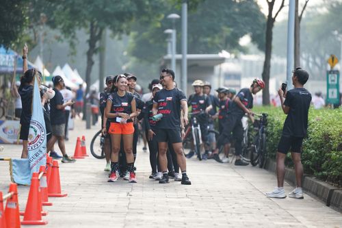 Race photo from Soft Launching Buku "Enggak Lari, Enggak Keren" & IdeaRun