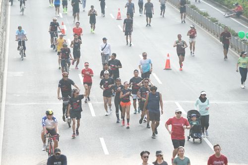 Race photo from Soft Launching Buku "Enggak Lari, Enggak Keren" & IdeaRun