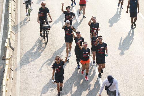 Race photo from Soft Launching Buku "Enggak Lari, Enggak Keren" & IdeaRun