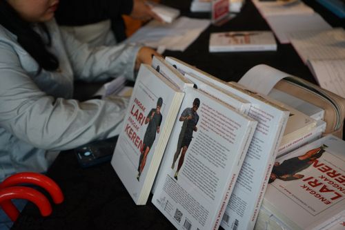 Race photo from Soft Launching Buku "Enggak Lari, Enggak Keren" & IdeaRun
